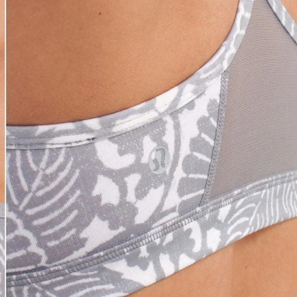 Lululemon Flow Y Bra IV in Beachy  Floral White Fossil - Picture 3 of 12